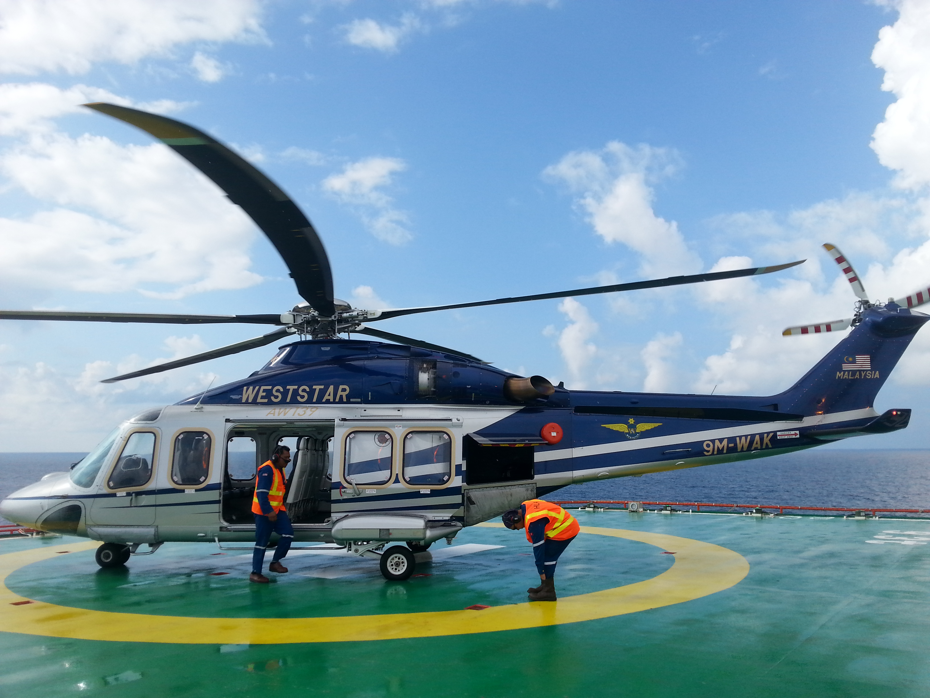 Leonardo AW139 VIP